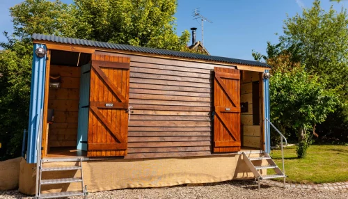 The Shepherd's Hut - A Touch of Countryside Charm