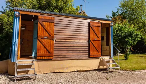Prestige Toilets for Hire with Holmsted Events